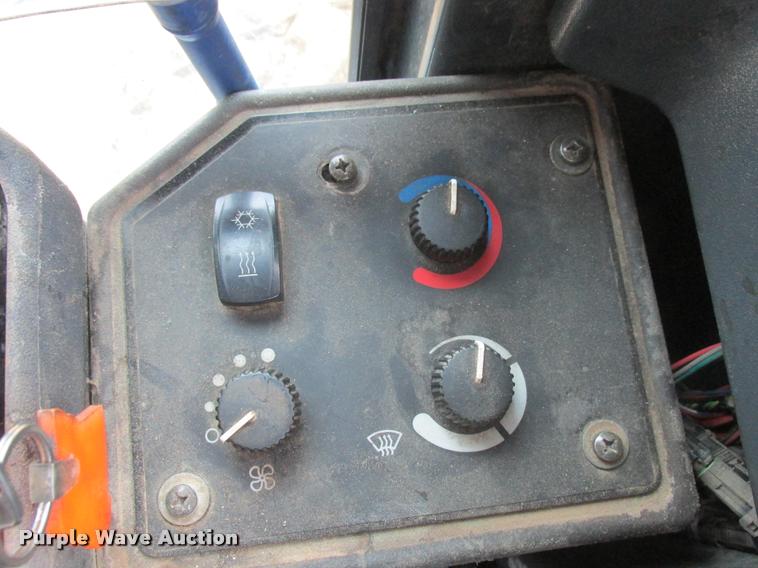 image for item DA3420 2006 John Deere 770D motor grader