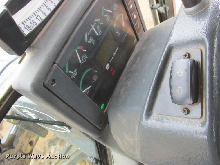 image for item DA3420 2006 John Deere 770D motor grader