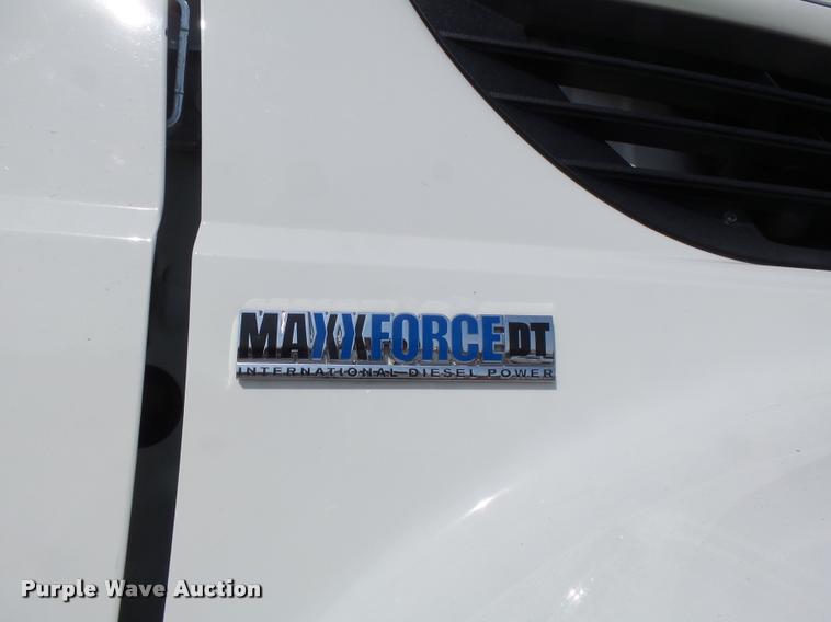 image for item DA3461 2008 International 7400 bucket truck