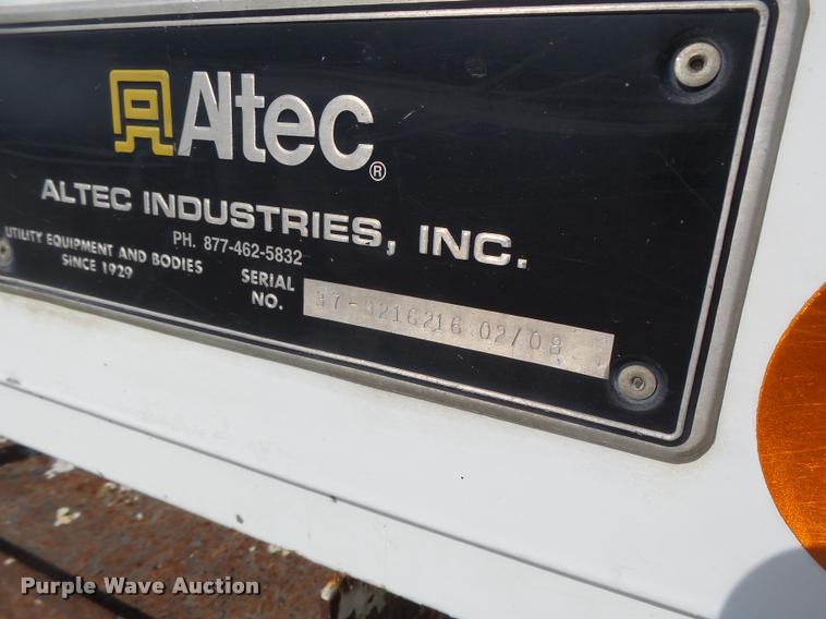 image for item DA3461 2008 International 7400 bucket truck