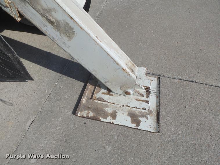 image for item DA3461 2008 International 7400 bucket truck