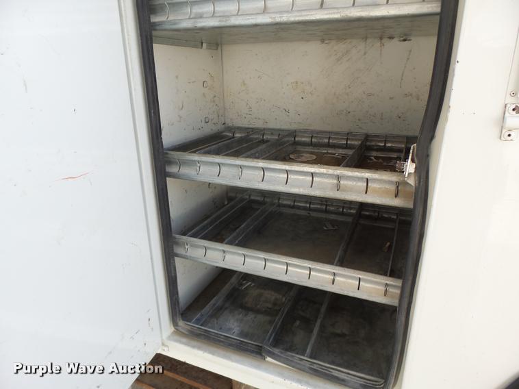 image for item DA3461 2008 International 7400 bucket truck