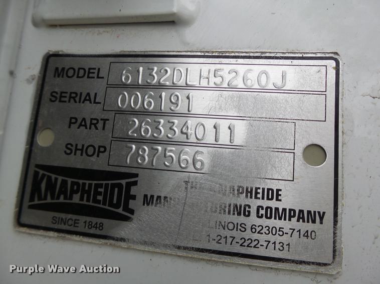 image for item DA3465 2002 Ford F650 service truck with crane