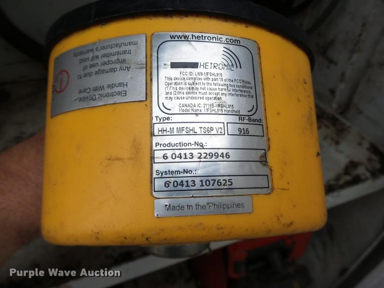 image for item DA3465 2002 Ford F650 service truck with crane