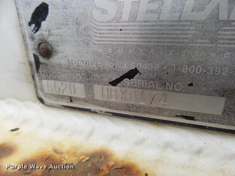 image for item DA3465 2002 Ford F650 service truck with crane