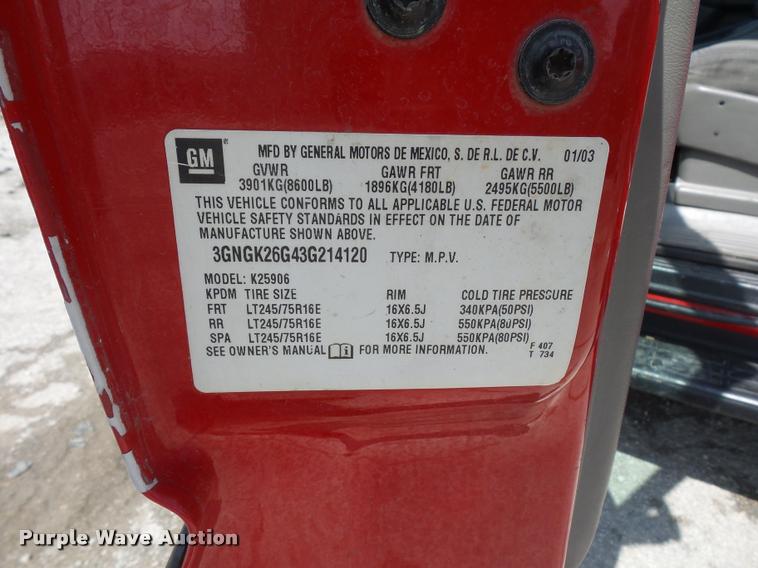 image for item DA4925 2003 Chevrolet Suburban 2500 SUV