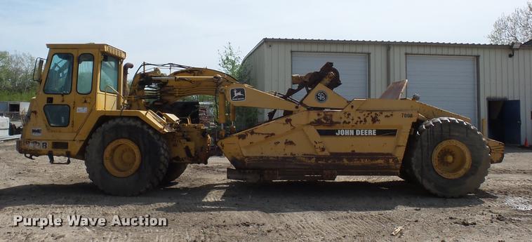 image for item DA4941 1993 John Deere 762B elevating scraper