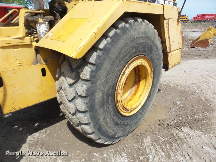 image for item DA4941 1993 John Deere 762B elevating scraper