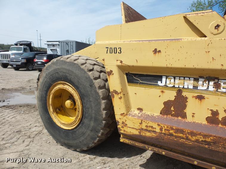 image for item DA4941 1993 John Deere 762B elevating scraper