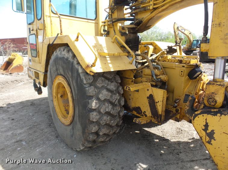 image for item DA4941 1993 John Deere 762B elevating scraper