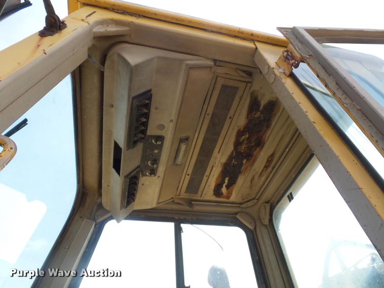 image for item DA4941 1993 John Deere 762B elevating scraper