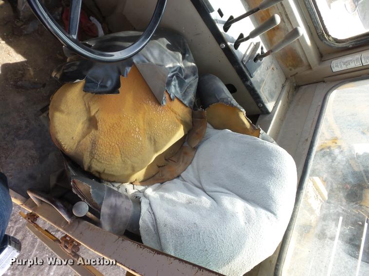 image for item DA4941 1993 John Deere 762B elevating scraper