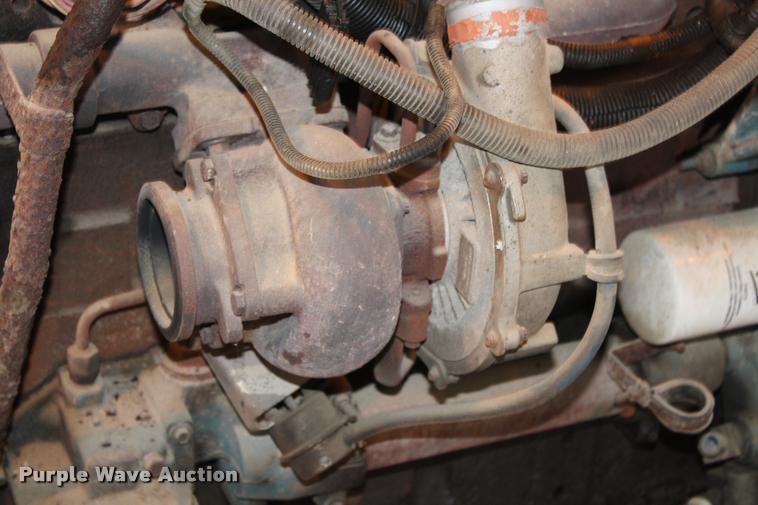 image for item DA4962 International 566 turbo diesel engine