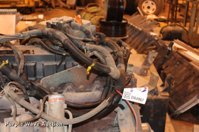 image for item DA4962 International 566 turbo diesel engine