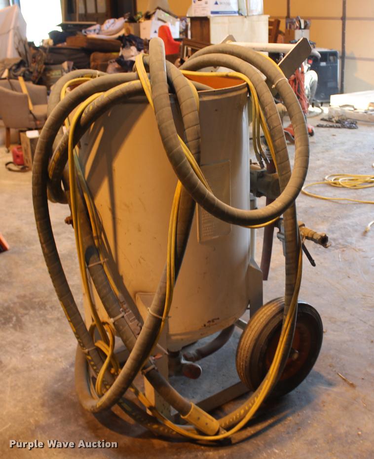 image for item DA4964 1993 Schmidt 65CF sand blaster