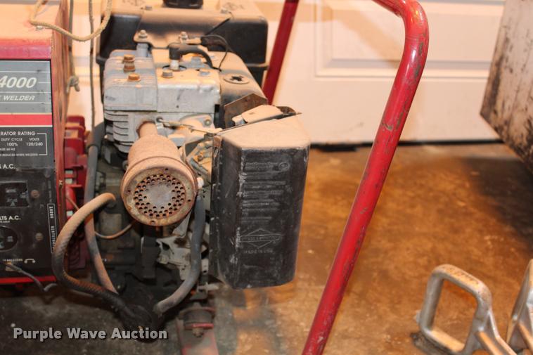 image for item DA4991 Lincoln Electric Power Arc 4000 welder/generator