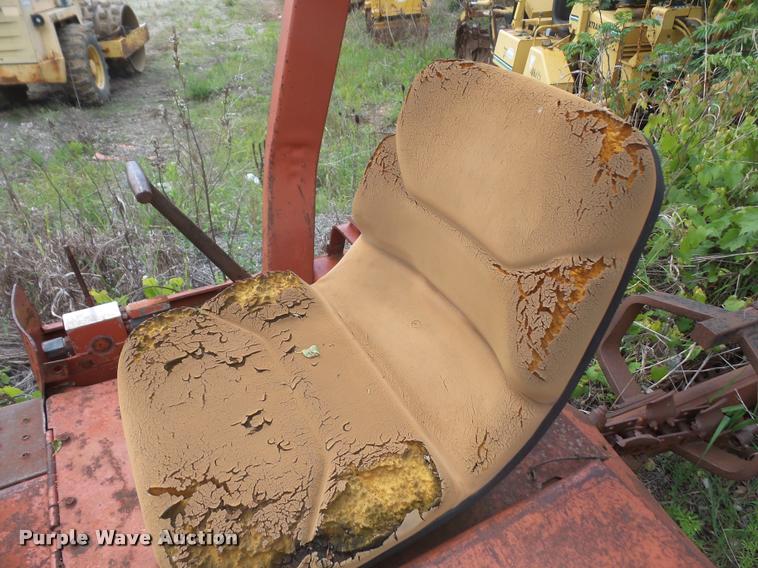 image for item DA6252 Ditch Witch 2300 trencher