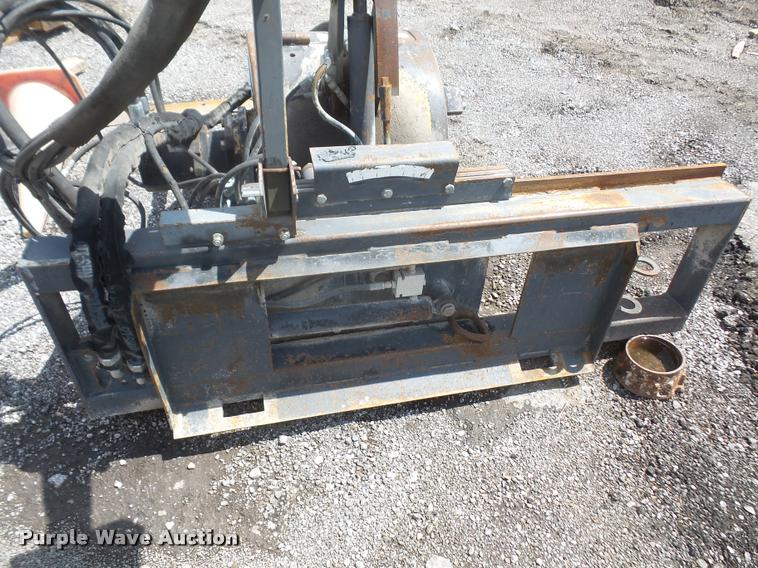 image for item DA6253 2010 Coneqtec Universal AD450HD skid steer planer