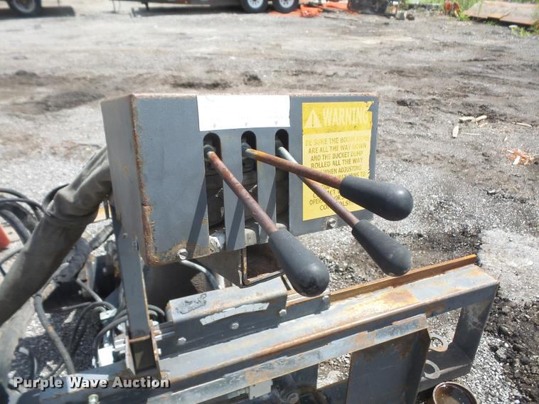 image for item DA6253 2010 Coneqtec Universal AD450HD skid steer planer