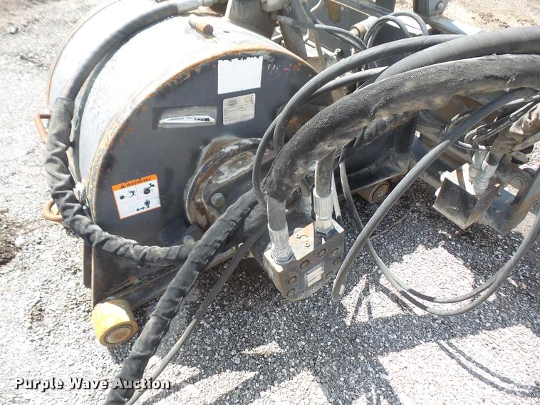 image for item DA6253 2010 Coneqtec Universal AD450HD skid steer planer