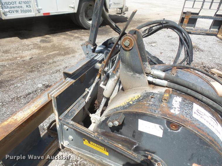 image for item DA6253 2010 Coneqtec Universal AD450HD skid steer planer