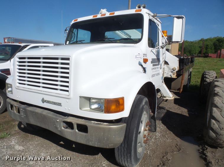 image for item DA6259 1993 International 4900 dump truck