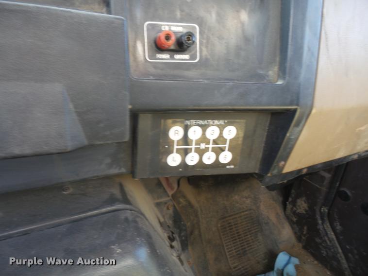 image for item DA6259 1993 International 4900 dump truck