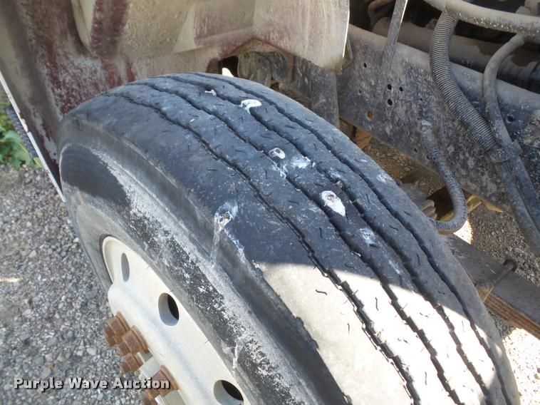 image for item DA6259 1993 International 4900 dump truck