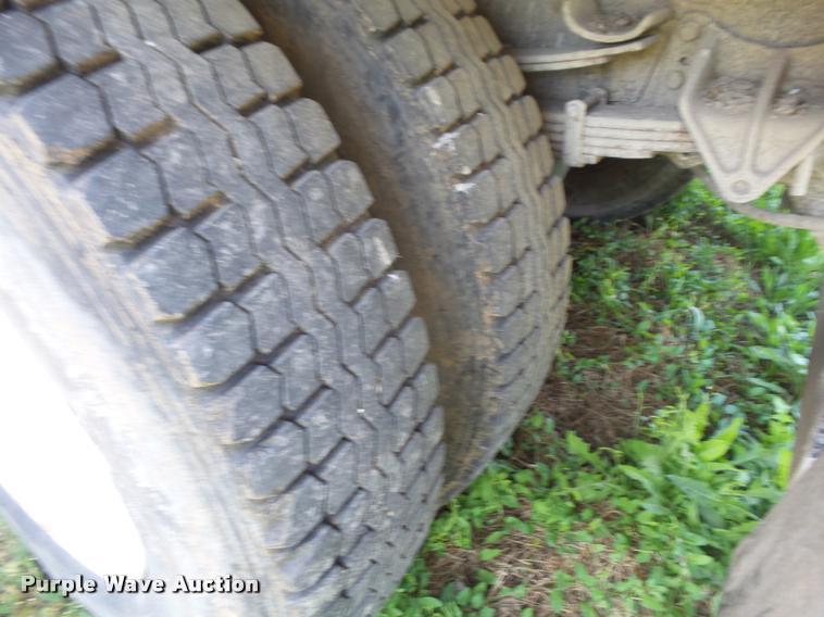 image for item DA6259 1993 International 4900 dump truck