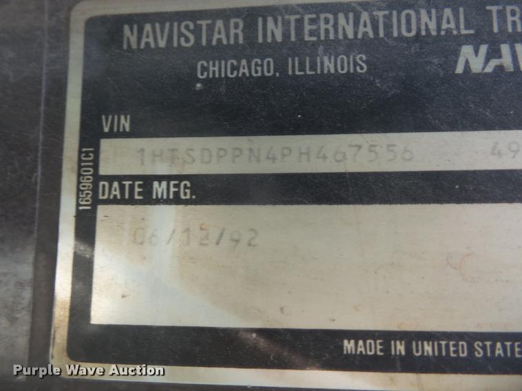 image for item DA6259 1993 International 4900 dump truck