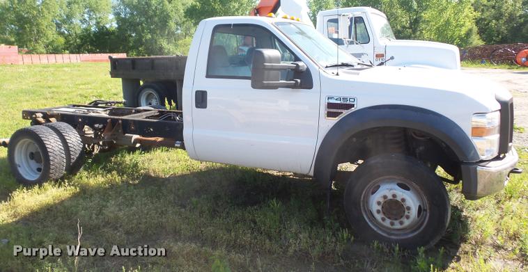 image for item DA6260 2008 Ford F450 Super Duty truck cab and chassis