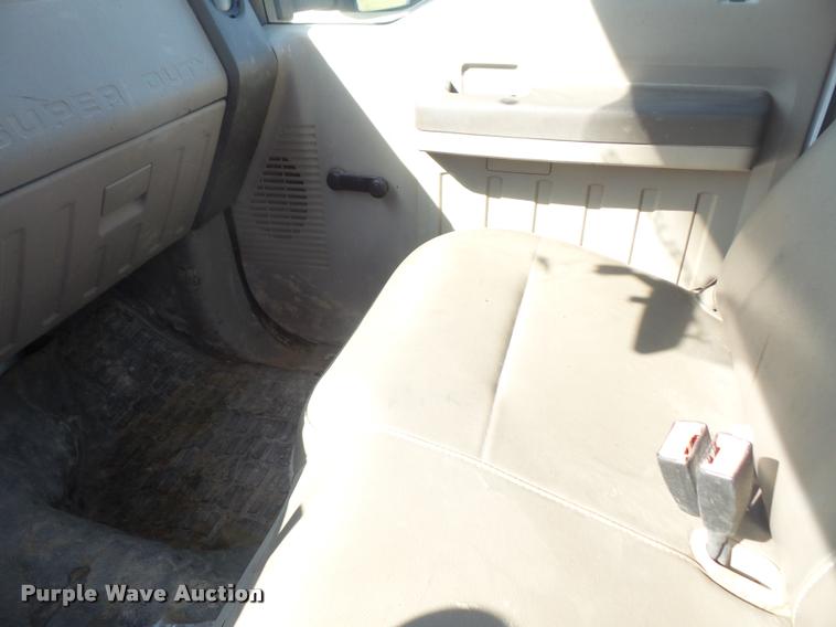 image for item DA6260 2008 Ford F450 Super Duty truck cab and chassis