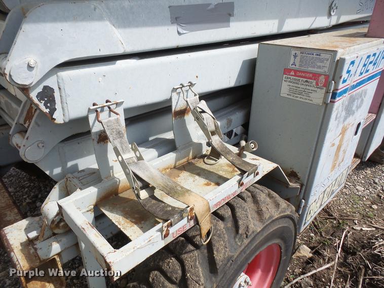 image for item DA8104 1996 Sky Jack SJ8241F scissor lift