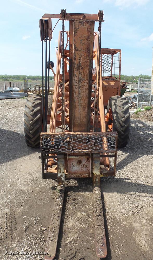 image for item DA8105 Lull 7C1-31 telehandler