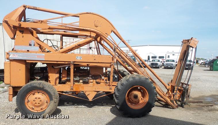 image for item DA8105 Lull 7C1-31 telehandler