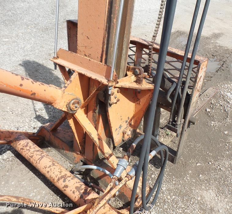 image for item DA8105 Lull 7C1-31 telehandler