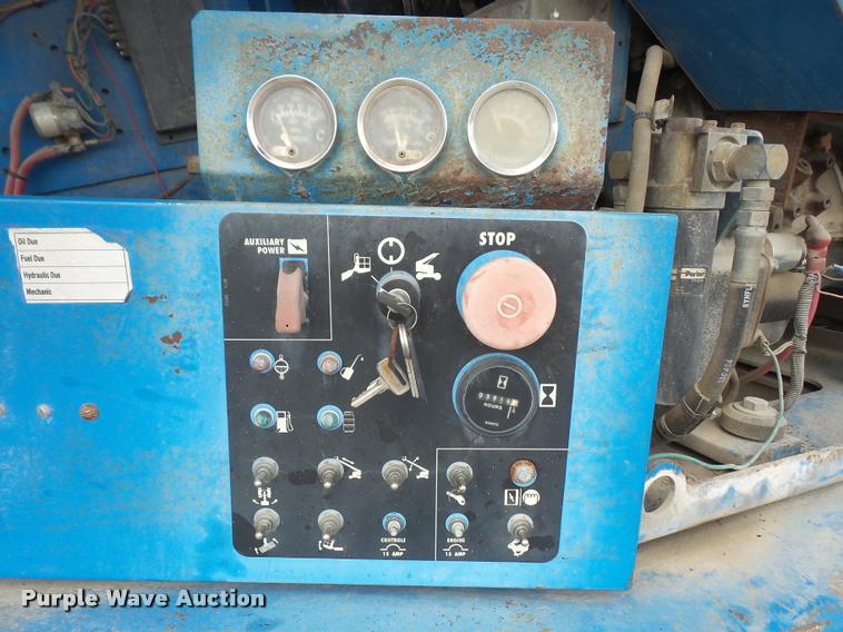 image for item DA8106 1993 Genie S60 boom lift