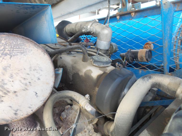 image for item DA8106 1993 Genie S60 boom lift