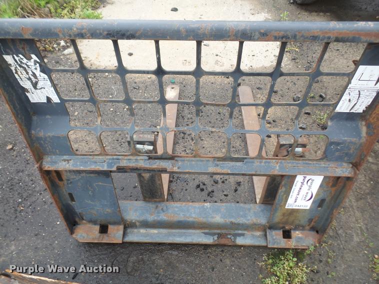 image for item DA8133 Skid steer pallet forks