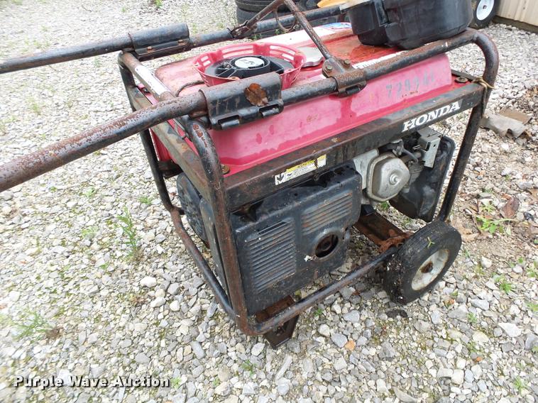 image for item DA9167 (2) generators