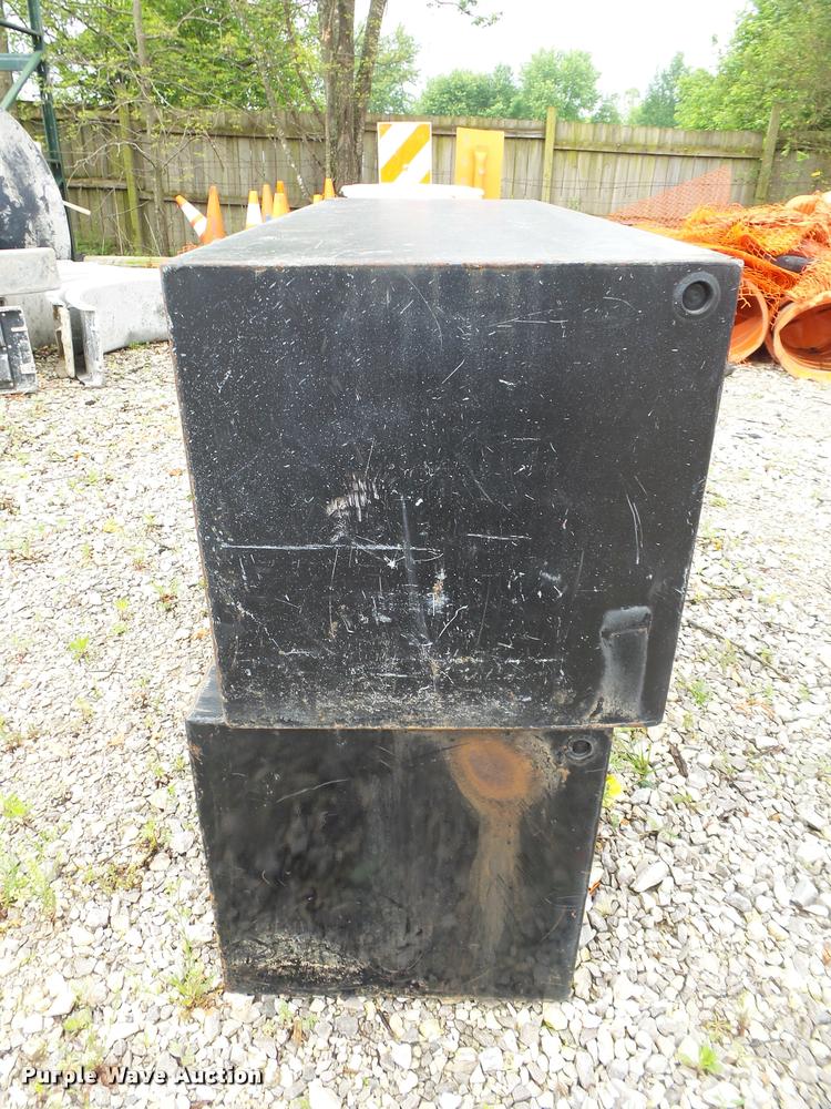 image for item DA9171 (2) toolboxes