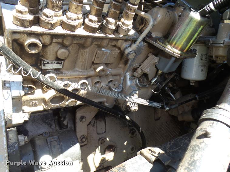 image for item DB0130 1998 Ford F800 truck cab and chassis