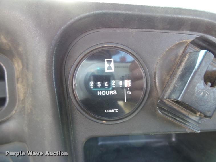 image for item DB0165 2005 Chevrolet C6500 truck chassis