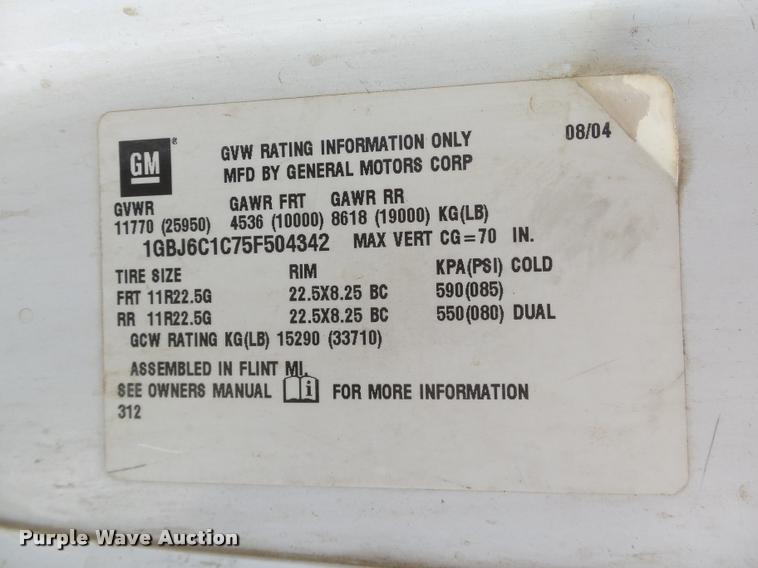 image for item DB0165 2005 Chevrolet C6500 truck chassis