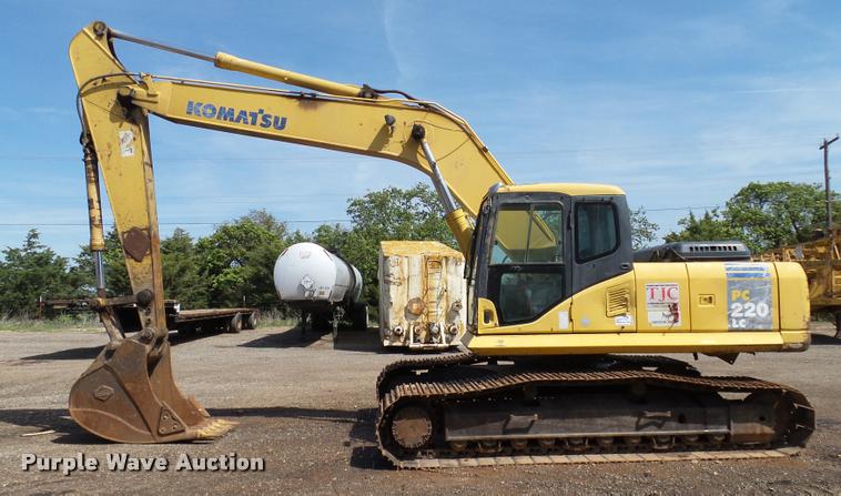 image for item DB0167 2004 Komatsu PC220LC-7 excavator
