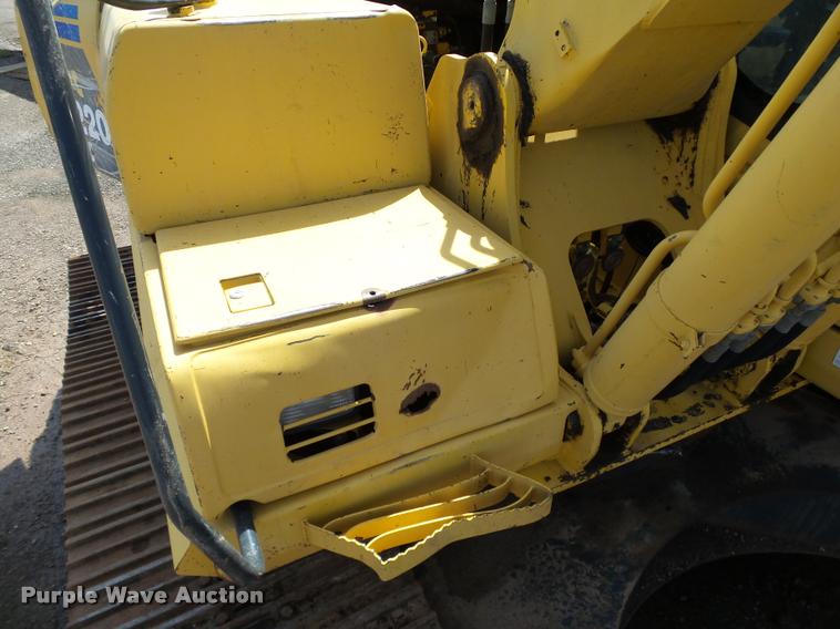 image for item DB0167 2004 Komatsu PC220LC-7 excavator