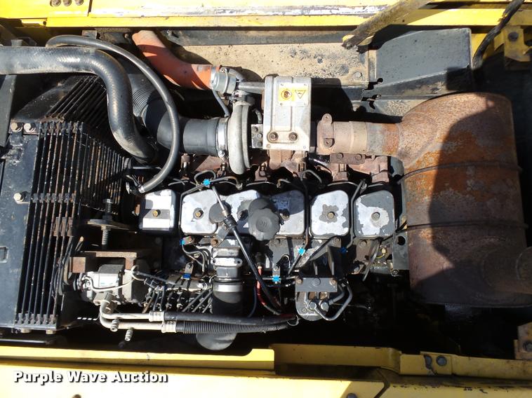 image for item DB0167 2004 Komatsu PC220LC-7 excavator