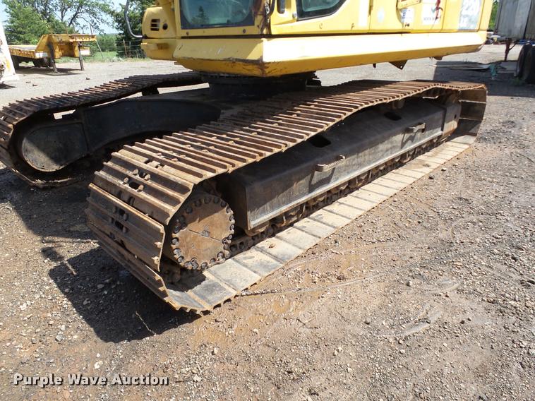 image for item DB0167 2004 Komatsu PC220LC-7 excavator