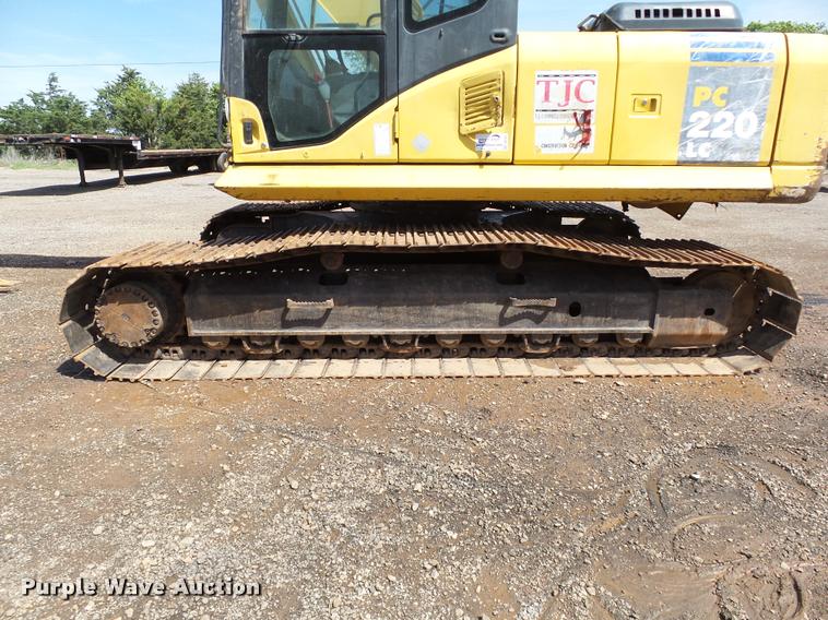 image for item DB0167 2004 Komatsu PC220LC-7 excavator