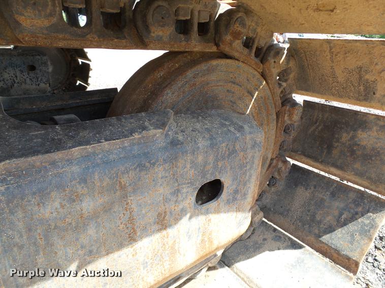 image for item DB0167 2004 Komatsu PC220LC-7 excavator